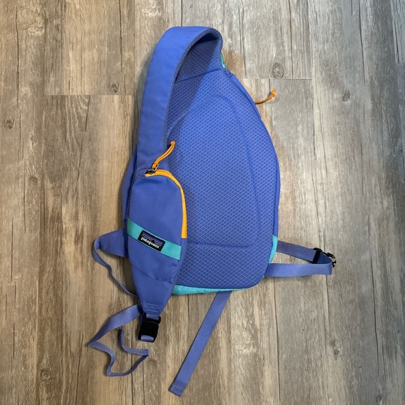 Patagonia Bags Patagonia Atom Sling Bag 8l Poshmark